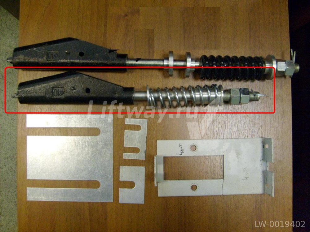 (ЗАМЕНЕН на M07982) Коуш (подвеска каната) Отис с пружиной под СПК, канат 10 мм (L=374mm)
