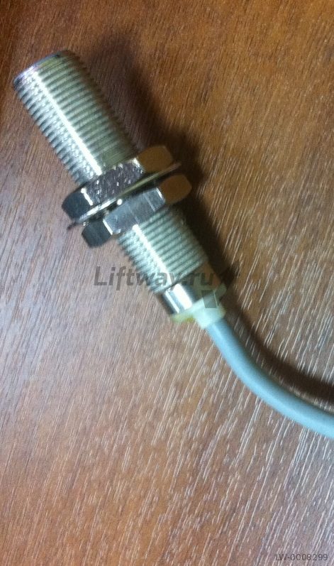 ИНДУКТИВНЫЙ ДАТЧИК тормоза и контроля поручня,10-30VDC  NPN-откр коллектор NO с кабелем 2 м