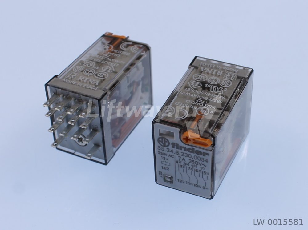 Реле промежуточное; 4 перекидных контакта 7А (230V AC)