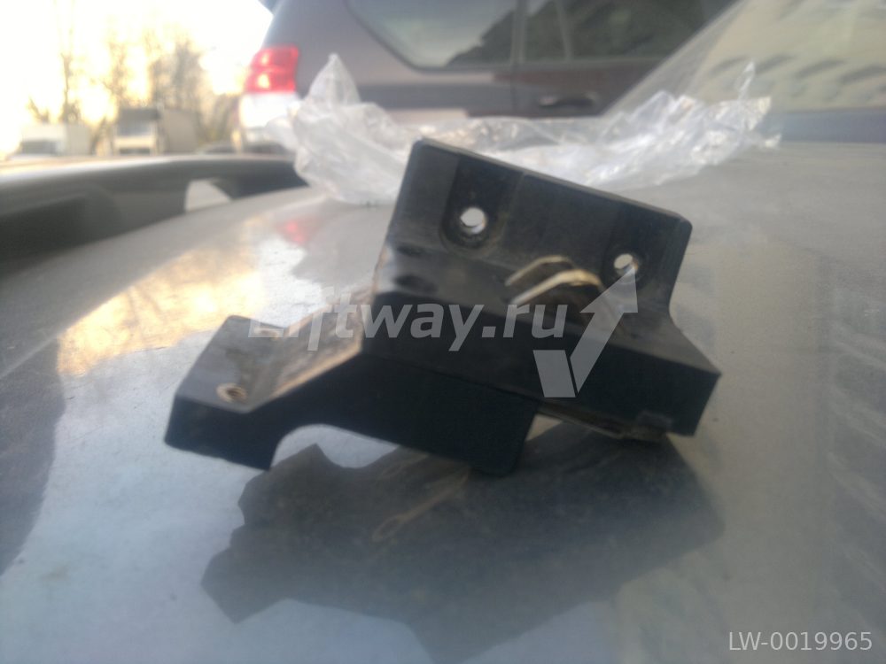 ЗАМЕНА НА M09149 Контакт дверей (Боствиг) MK4