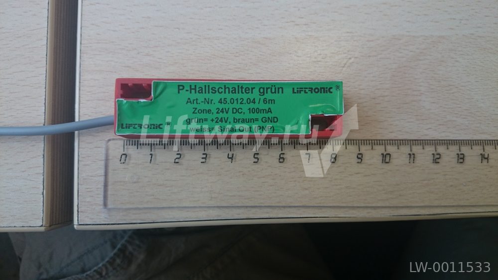 Датчик бистабильный 45.012.04 / 6m 24 В (PNP) с кабелем 6 м лифта ConVer 146