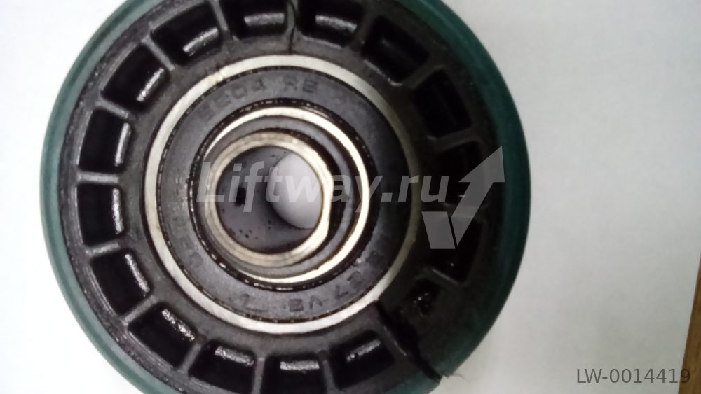 Ролик тяговой ступенчатой цепи XO508 D=76мм подш. 6204RS со втулкой