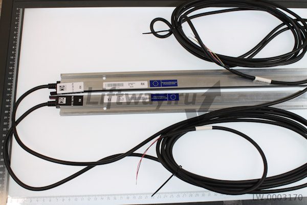 Фотозавеса MEMCO Модель E10/18 (18 глазков)  вход 24VDC (11-42VDC) NO- NC (45V макс 0,35А) без блока