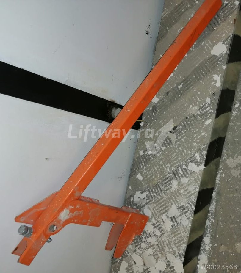 Рычаг тормоза лебедки FMR355